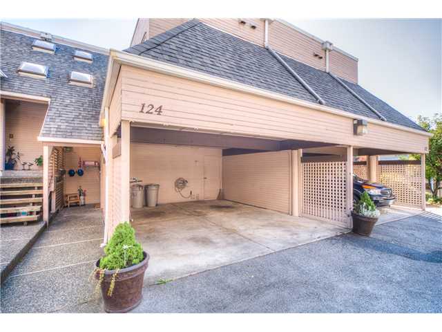 # 124 2721 ATLIN PL - Coquitlam East Townhouse, 3 Bedrooms (V1082147)