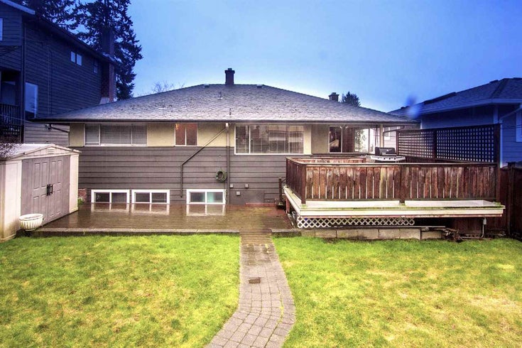 340 W 27th Street - Upper Lonsdale House/Single Family, 5 Bedrooms (R2029935)