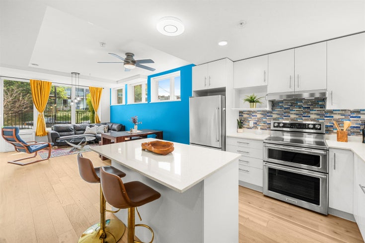 TH5 - 2137 Chesterfield Avenue - Central Lonsdale Townhouse for Sale, 4 Bedrooms (R3034127)