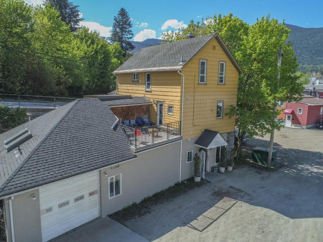 915 FRONT STREET - Nelson House for sale, 3 Bedrooms (2474608)