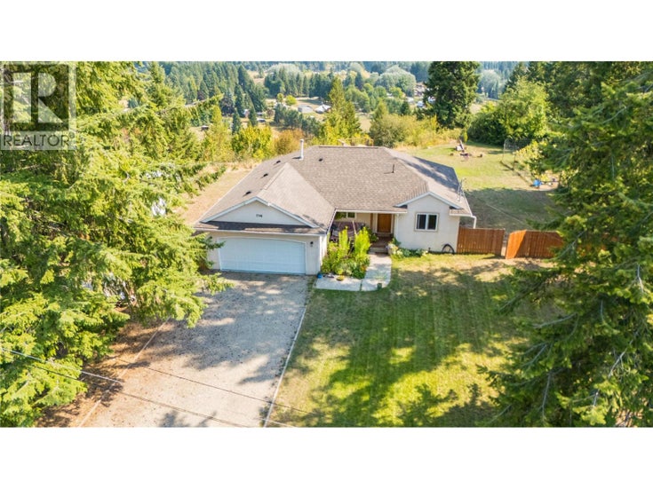 2706 JACKS Crescent - Nelson House for Sale, 4 Bedrooms (10361069)