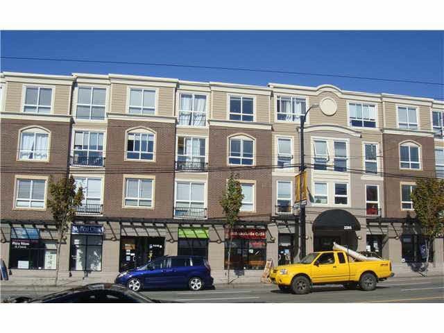 216 2265 E Hastings Street - Hastings Apartment/Condo, 2 Bedrooms (R2500412)