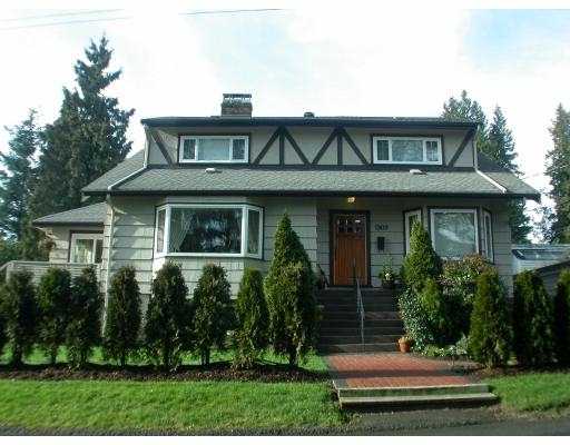 1909 QUEENSBURY AV - Boulevard House/Single Family for sale, 6 Bedrooms (V573658)