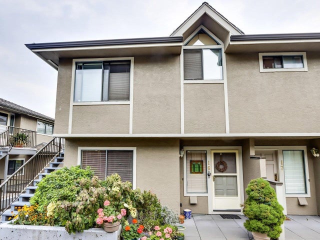 # 16 2133 ST. GEORGES AVENUE - Central Lonsdale Townhouse for sale, 2 Bedrooms (R2810567)