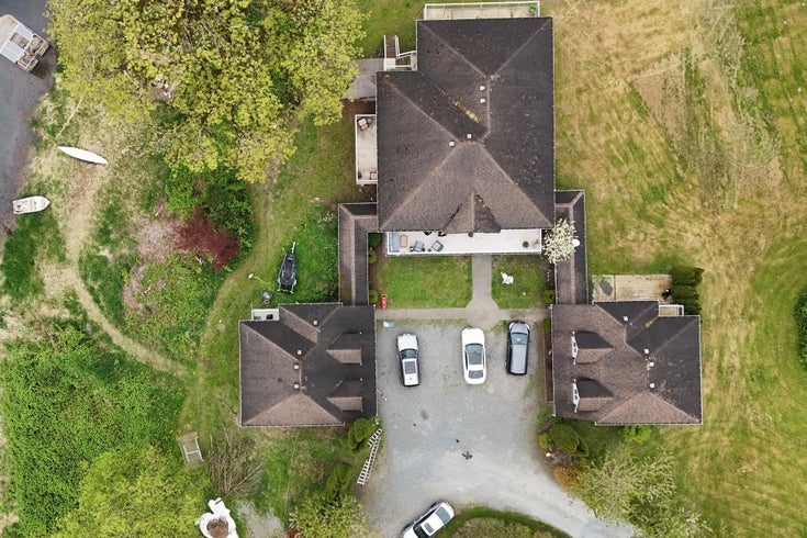 3310 Chaplin Road - Agassiz Single Family Residence for Sale, 9 Bedrooms (R2998110)