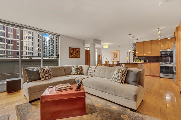 1404 - 819 Hamilton Street - Downtown VW Apartment/Condo for Sale, 2 Bedrooms (R2999119)