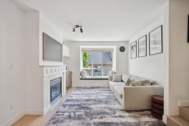 6689 Prenter Street - Highgate Townhouse for Sale, 3 Bedrooms (R3031353)