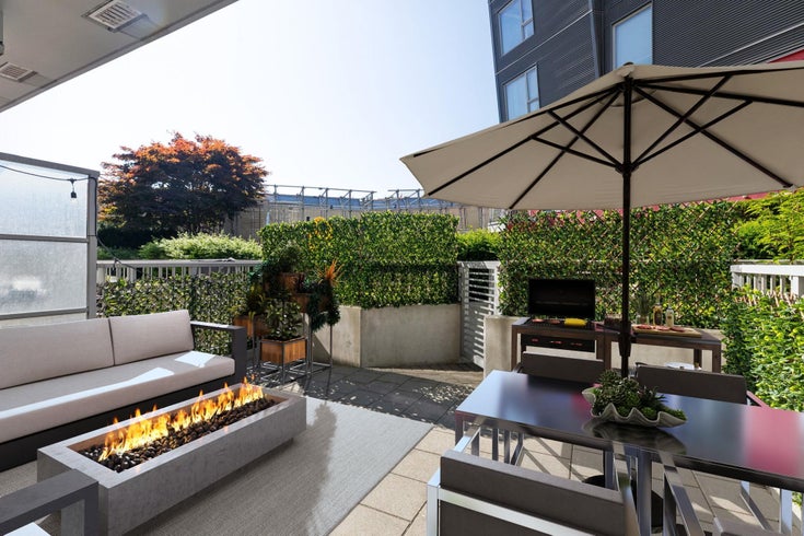 215 - 384 E 1st Avenue - Strathcona Apartment/Condo for Sale, 1 Bedroom (R3036396)