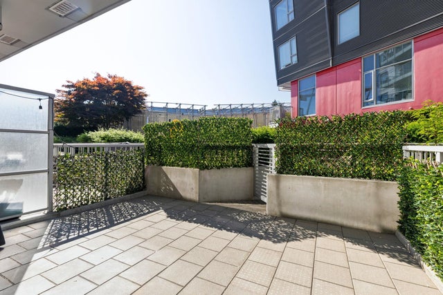 215 - 384 E 1st Avenue - Strathcona Apartment/Condo for Sale, 1 Bedroom (R3036396)