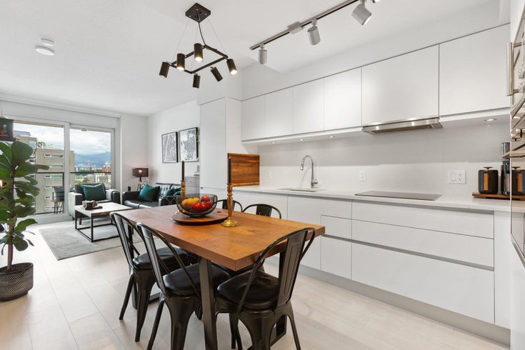 904 - 180 E 2nd Avenue - Mount Pleasant VE Apartment/Condo for Sale, 1 Bedroom (R3038086)