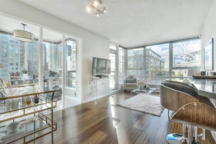708 939 Expo Boulevard - Yaletown Apartment/Condo for sale, 1 Bedroom (R2312432)