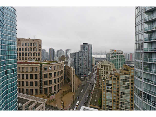 1804 480 Robson Street - Downtown VW Apartment/Condo for sale, 2 Bedrooms (V992662)
