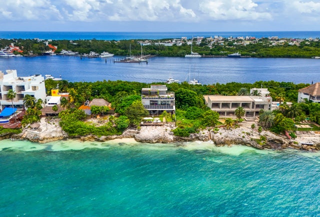 Your dream villa on Isla Mujeres awaits you!