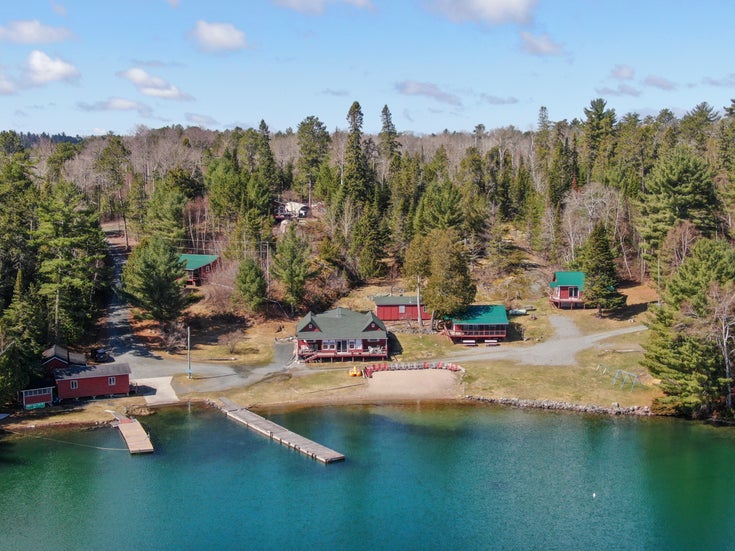 Allen's Crow Lake Camp  - Nestor Falls Recreational for Sale, 14 Bedrooms 