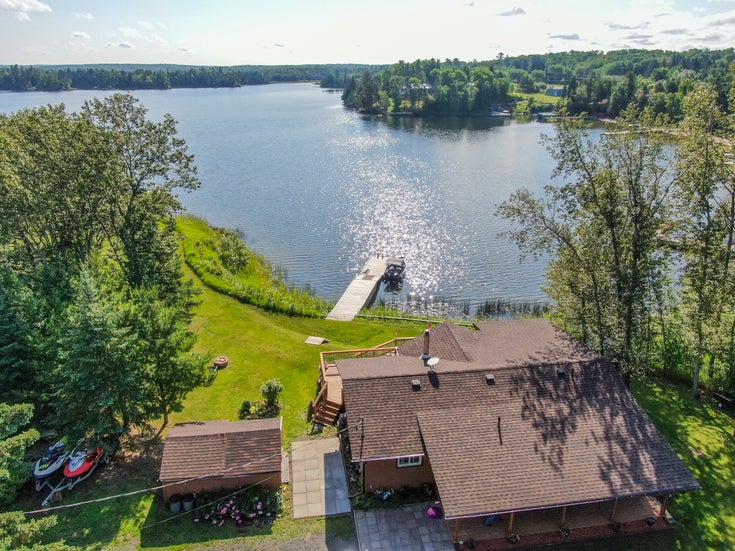 38 Sioux Narrows Airport Road - Sioux Narrows Single Family, 2 Bedrooms 