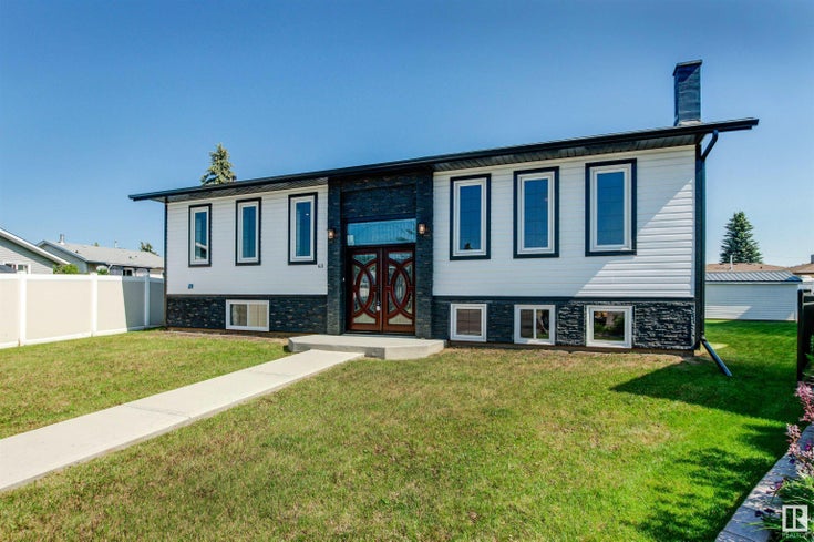 63 GLENWOOD CR - Glens The Detached Single Family for Sale, 4 Bedrooms (E4442879)