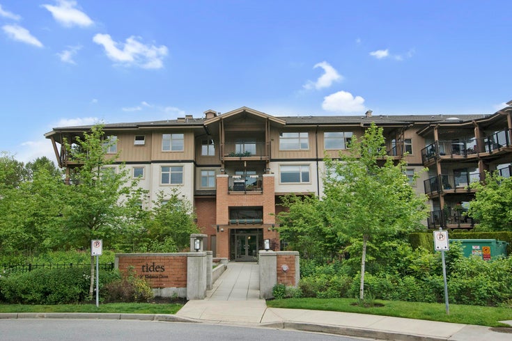209 - 300 Klahanie Drive - Port Moody Centre Apartment/Condo, 1 Bedroom (R3006998)