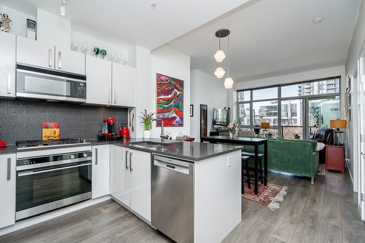 209 105 W 2ND STREET - Lower Lonsdale Apartment/Condo for Sale, 2 Bedrooms (R2964339)