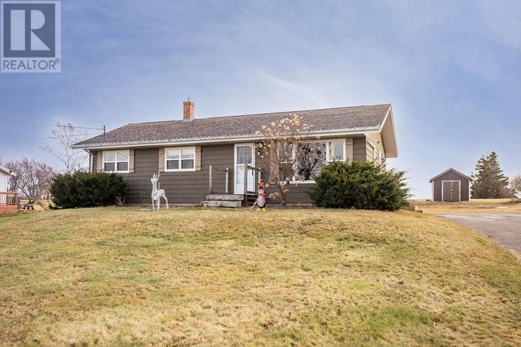 1656 FORT AUGUSTUS Road - Mermaid House for Sale, 3 Bedrooms (202508458)