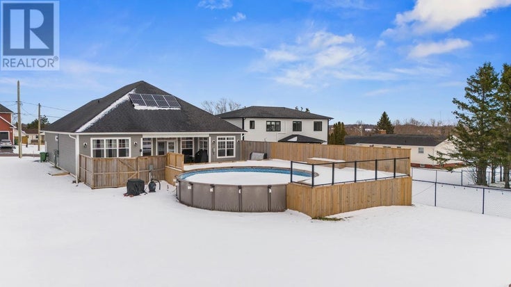 52 KEATON Drive - Charlottetown House for Sale, 5 Bedrooms (202508990)