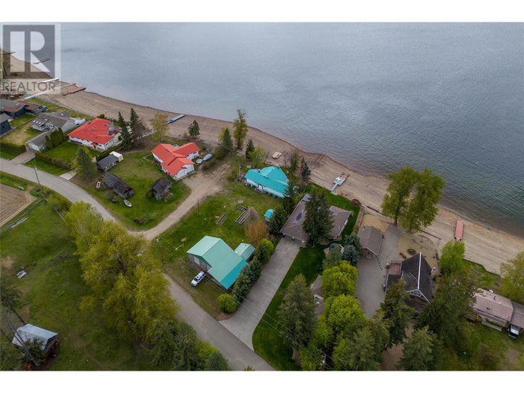 3726 Zinck Road - Scotch Creek House for Sale, 3 Bedrooms (10311297)