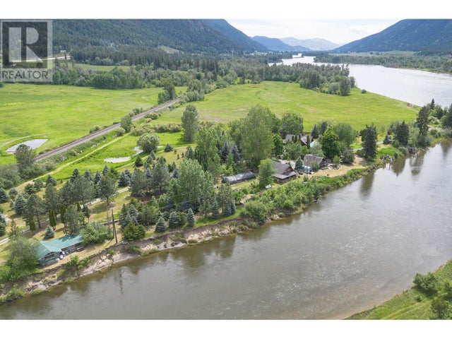 740 GLENACRE Road - Kamloops House for sale, 2 Bedrooms (181245)