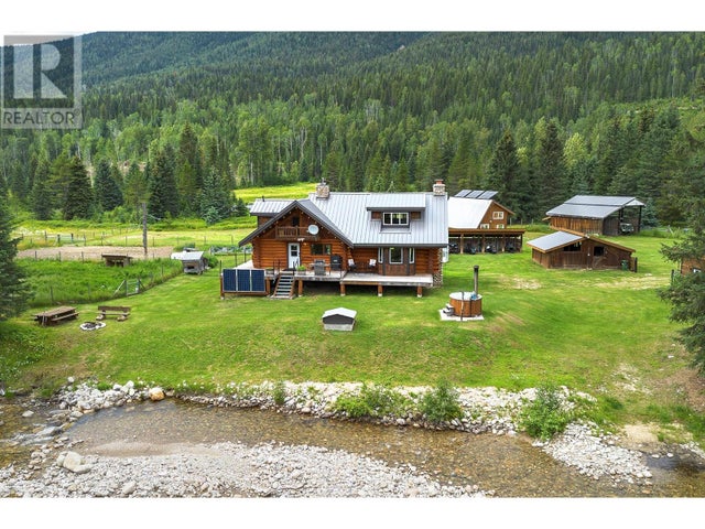 3881 Mad River Forest - Vavenby House for Sale, 2 Bedrooms (10355706)