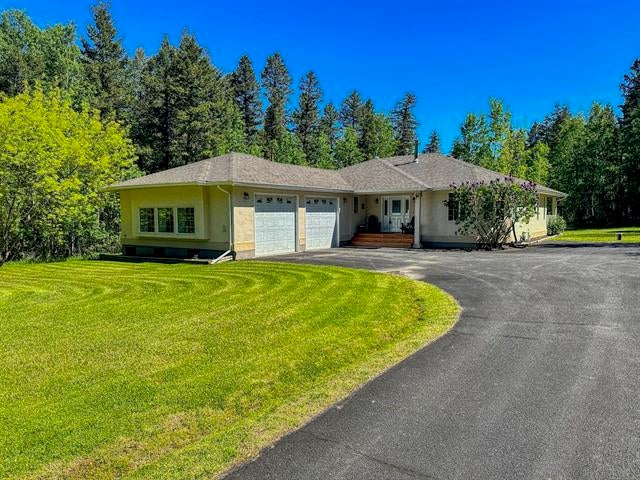 1812 Ross Road - Williams Lake Single Family(R2884299)