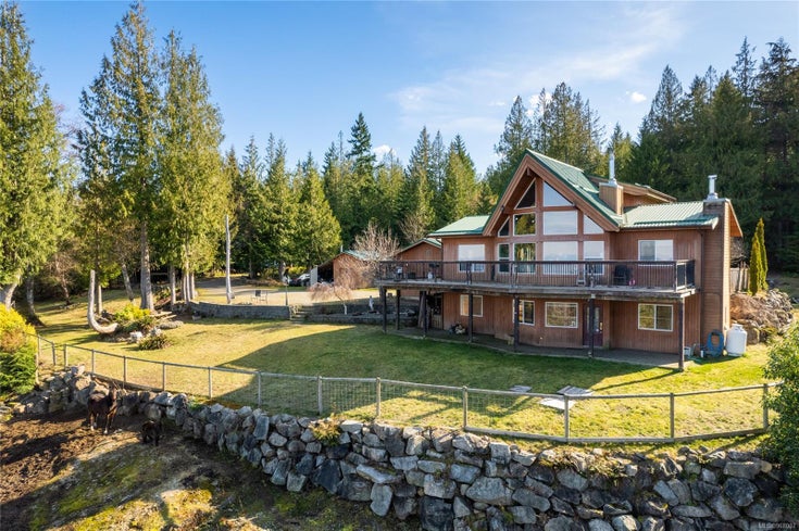 1795 Warn Way - PQ Little Qualicum River Village Single Family Residence, 4 Bedrooms (968007)