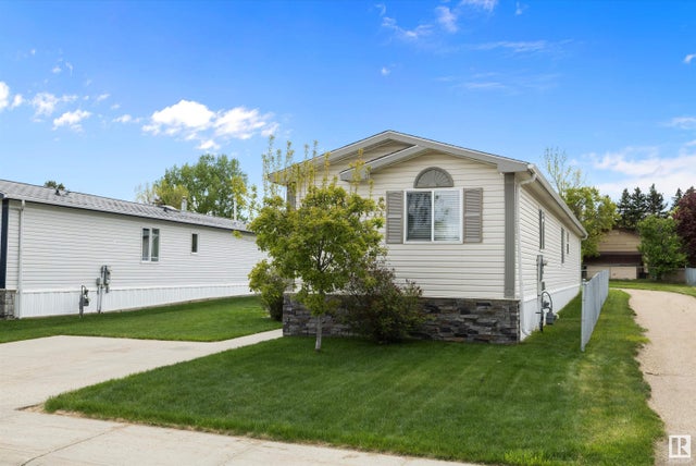 511 MAPLE WOOD CR NW - Maple Ridge (Edmonton) single-family-residence for Sale, 3 Bedrooms (E4438729)