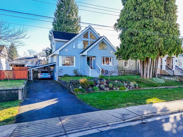 8464 15TH AVENUE - East Burnaby House/Single Family for Sale, 3 Bedrooms (R2958088)