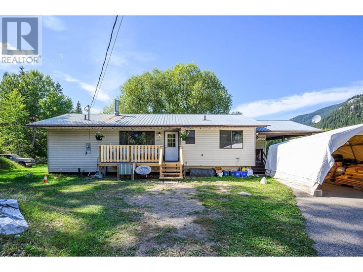 3089 LIGHT BROWN Road - Clearwater House for sale, 3 Bedrooms (180880)