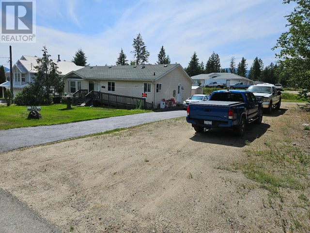 589 Fawn Road - Clearwater House for Sale, 3 Bedrooms (10354642)
