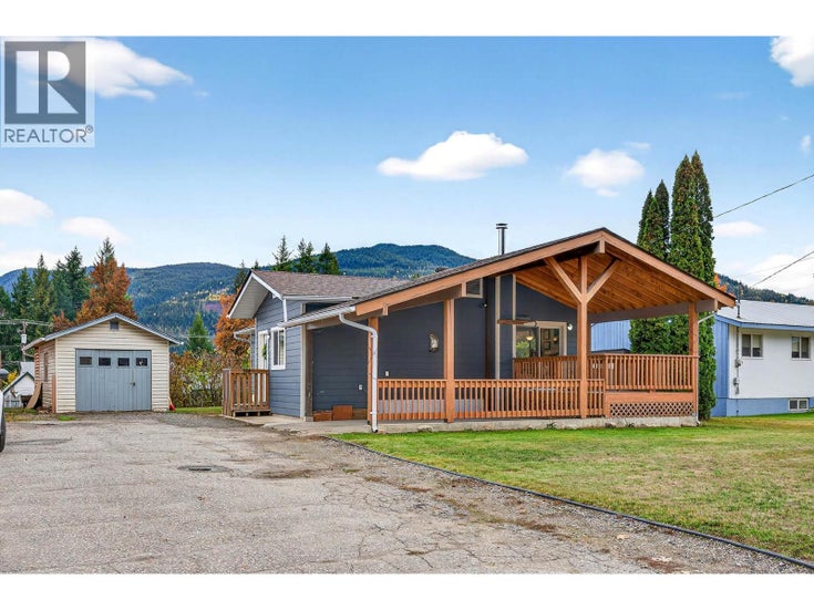 358 HELMCKEN Street - Clearwater House for Sale, 5 Bedrooms (10369153)