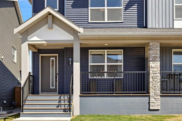 228 Creekstone Square SW - Pine Creek Semi Detached (Half Duplex) for Sale, 4 Bedrooms (A2216007)