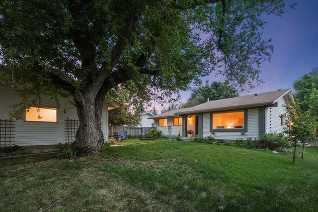 12332 Woodview Road SW - Woodlands Detached for Sale, 3 Bedrooms (A2227201)