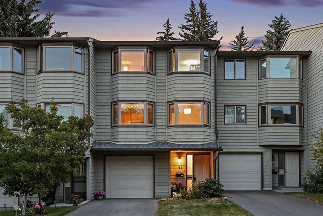 143 Glamis Terrace SW - Glamorgan Row/Townhouse for Sale, 3 Bedrooms (A2237779)