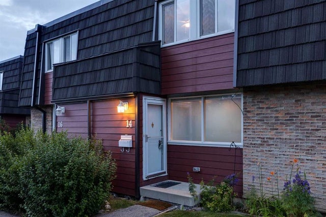 14, 80 Galbraith Drive SW - Glamorgan Row/Townhouse, 3 Bedrooms (A2143474)