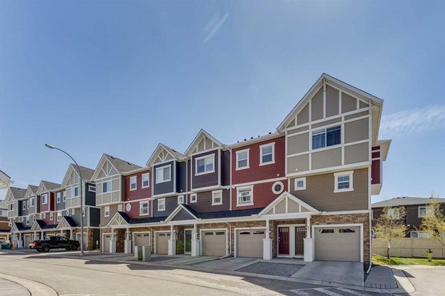 605, 1225 Kings Heights Way SE - Kings Heights Row/Townhouse for Sale, 2 Bedrooms (A2204103)