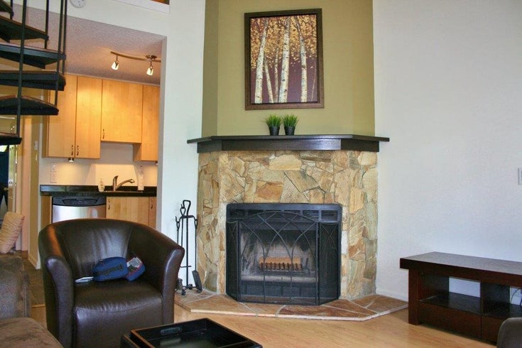 38 2217 Marmot Place - Whistler Creek Townhouse, 1 Bedroom (R2070663)