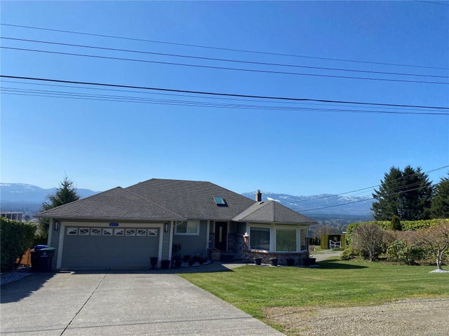 609 Evergreen Ave - CV Courtenay East Single Family Detached for sale, 4 Bedrooms (952119)