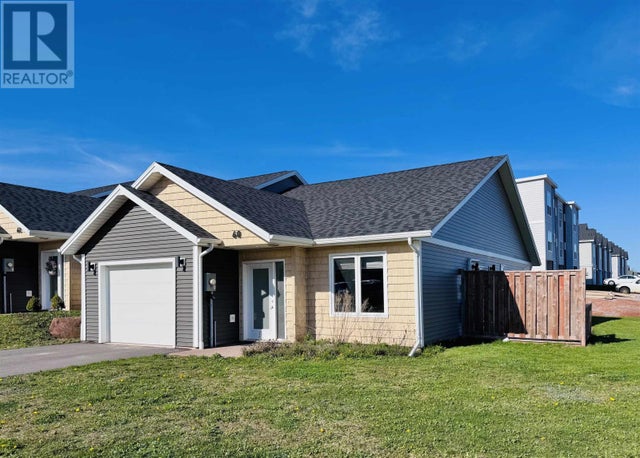 60 Kindred Avenue - East Royalty Row / Townhouse for Sale, 3 Bedrooms (202506962)