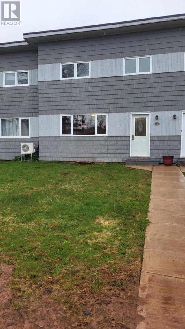 394 Queen Street - Charlottetown Row / Townhouse for Sale, 4 Bedrooms (202508981)
