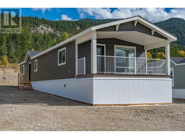 470 REFLECTION LAKE ROAD Unit# 44 - Golden Manufactured Home for sale, 3 Bedrooms (2479767)