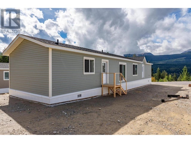 470 REFLECTION LAKE Road Unit# 44 - Golden Manufactured Home for sale, 3 Bedrooms (2479768)