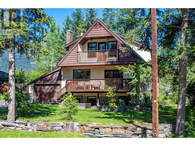1506 14th Avenue S - Golden House for Sale, 3 Bedrooms (10350205)
