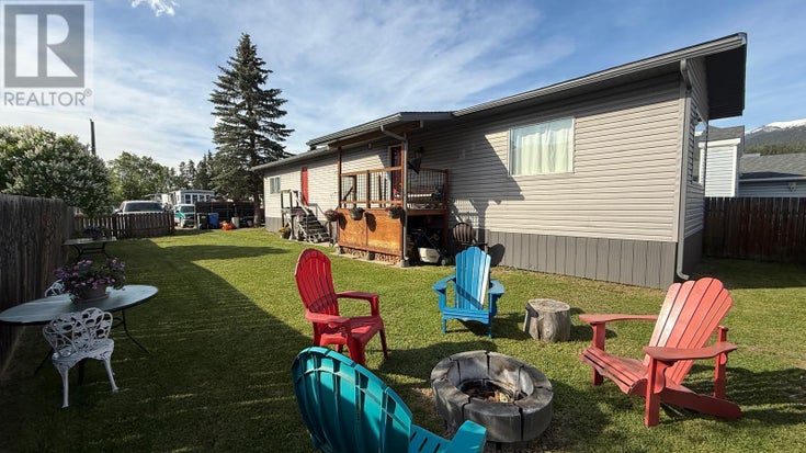 1056 KING Crescent - Golden Manufactured Home for Sale, 3 Bedrooms (10352250)