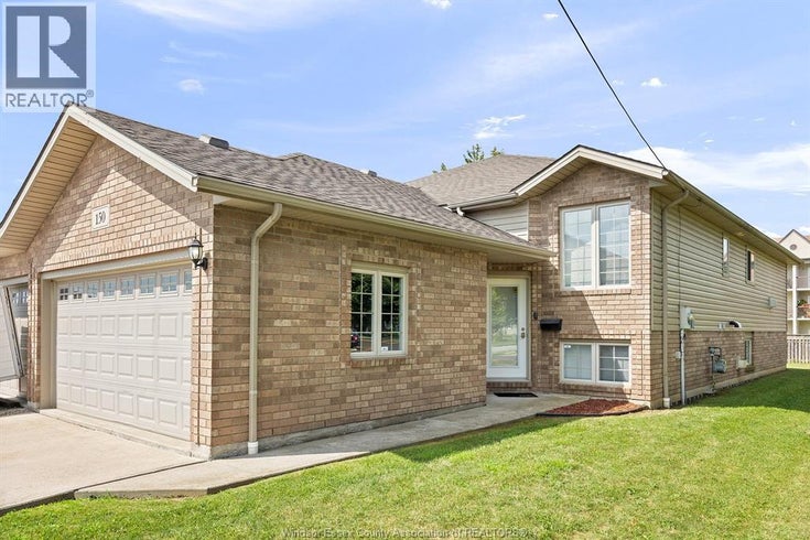 150 LANSDOWNE AVENUE - Kingsville House for Sale, 4 Bedrooms (25020818)