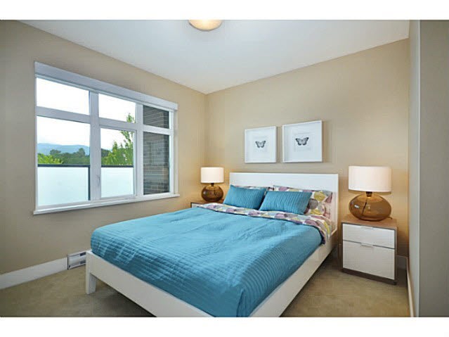 301 4710 Hastings Street - Capitol Hill BN Apartment/Condo, 2 Bedrooms (V1013947)