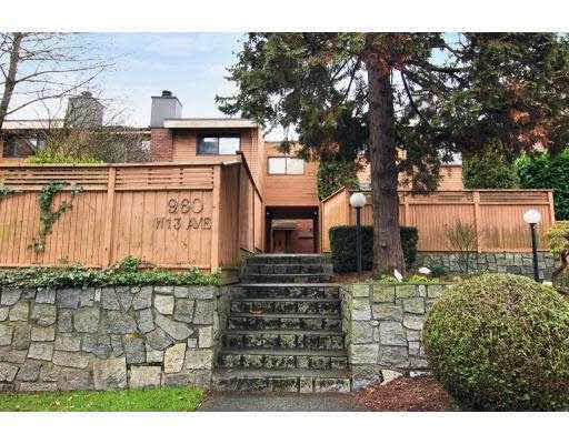 19 960 W 13th Avenue - Fairview VW Townhouse, 3 Bedrooms (V806531)